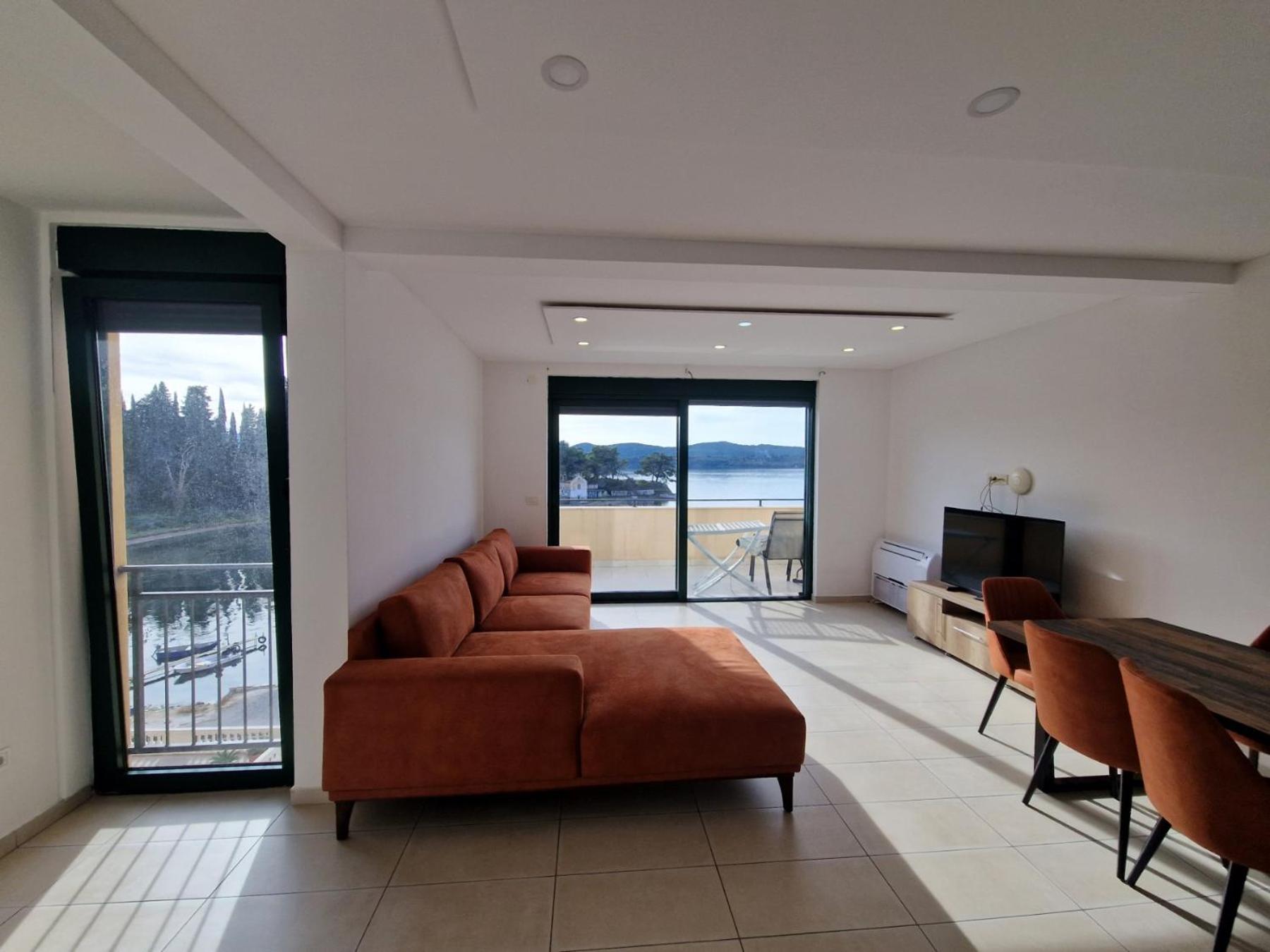 Tondo Apartment Tivat Exterior photo
