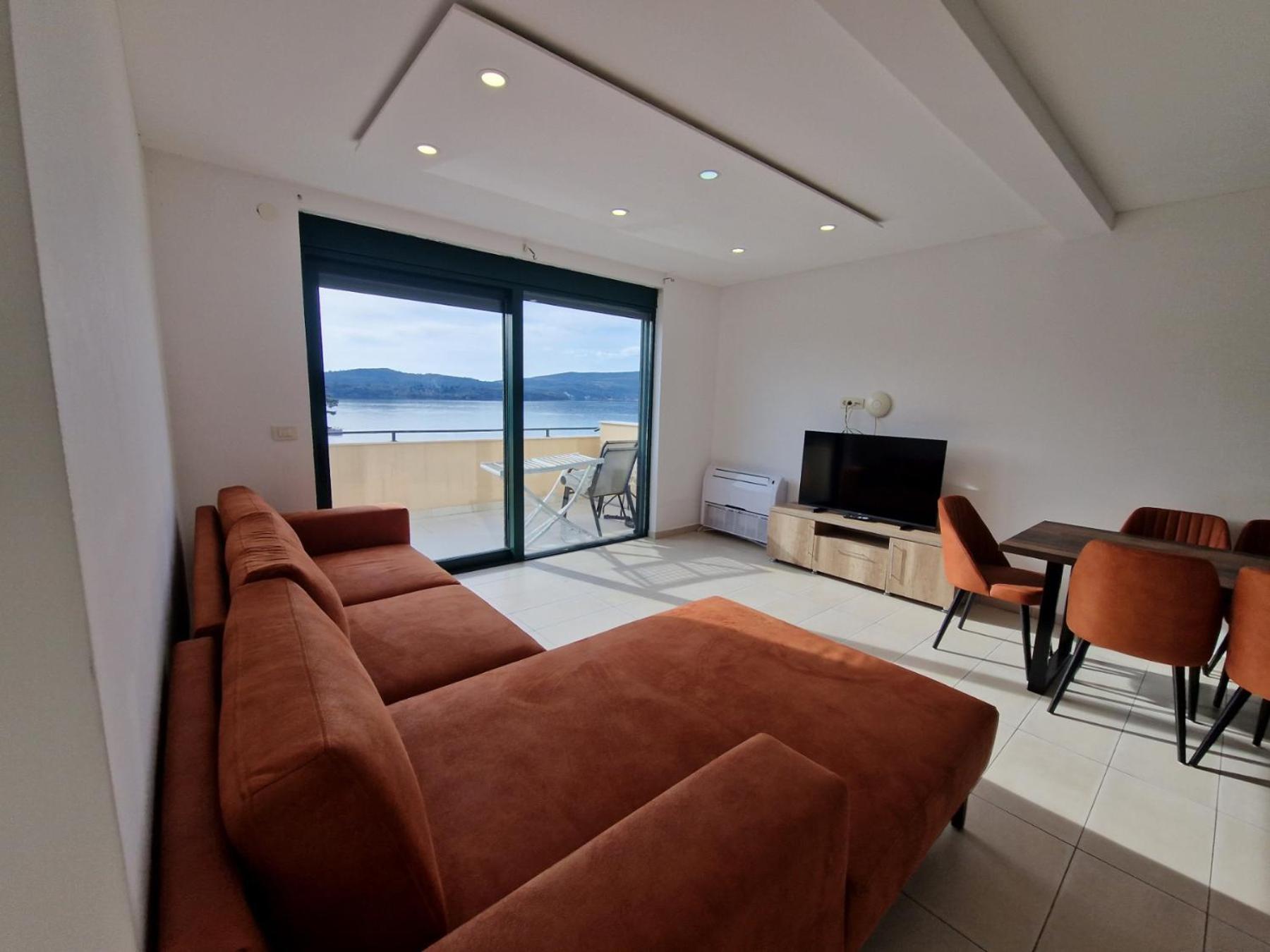 Tondo Apartment Tivat Exterior photo