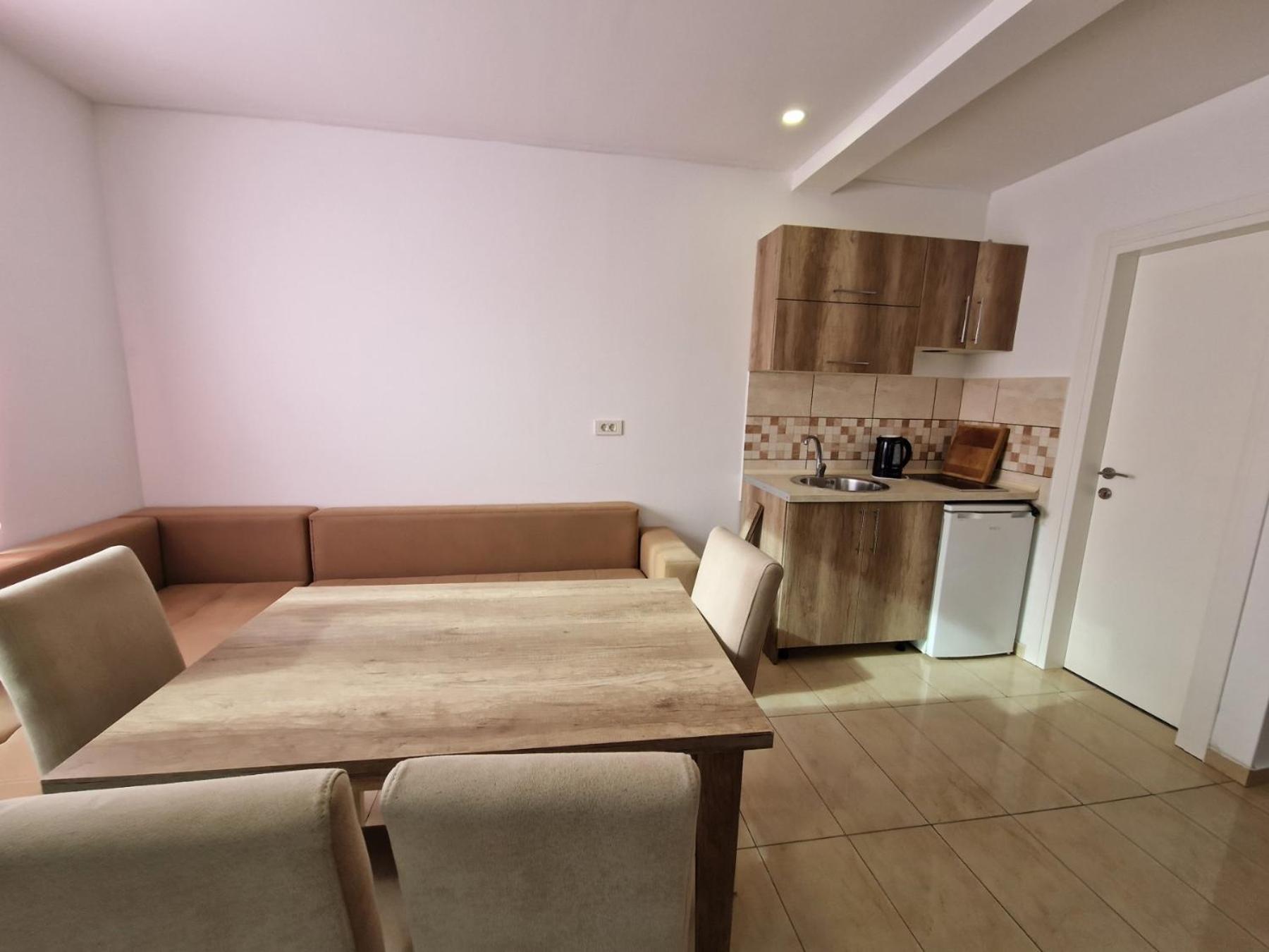 Tondo Apartment Tivat Exterior photo