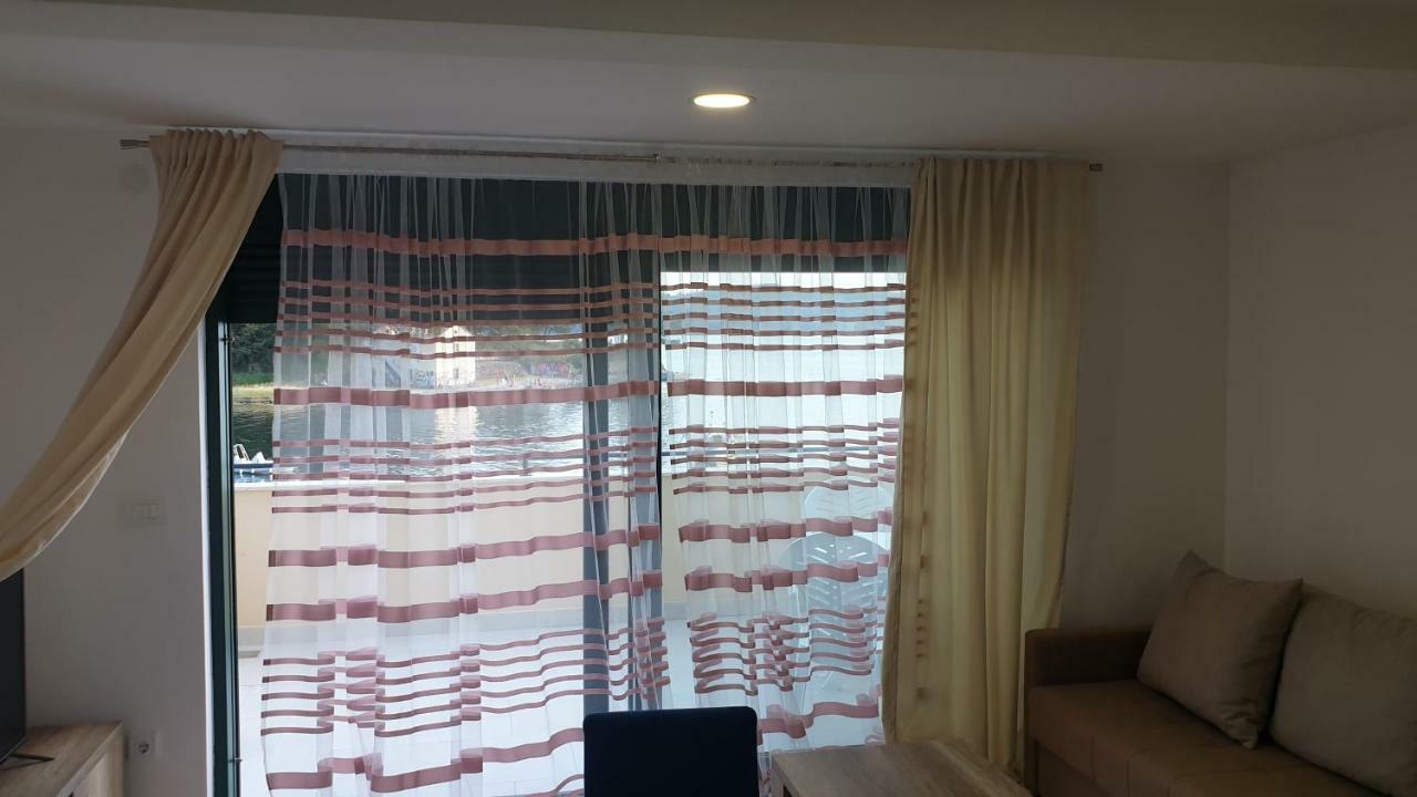 Tondo Apartment Tivat Exterior photo