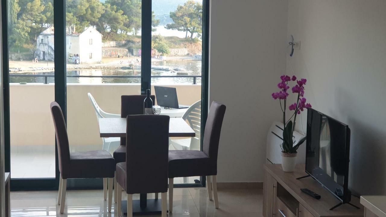 Tondo Apartment Tivat Exterior photo