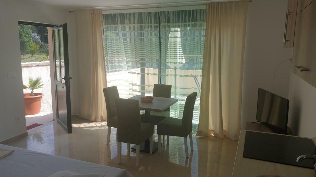 Tondo Apartment Tivat Exterior photo